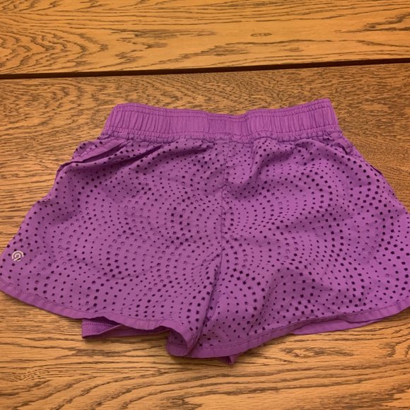 Girls Champion shorts with built in short liners (L 10-12) Great Condition! - Picture 2 of 4